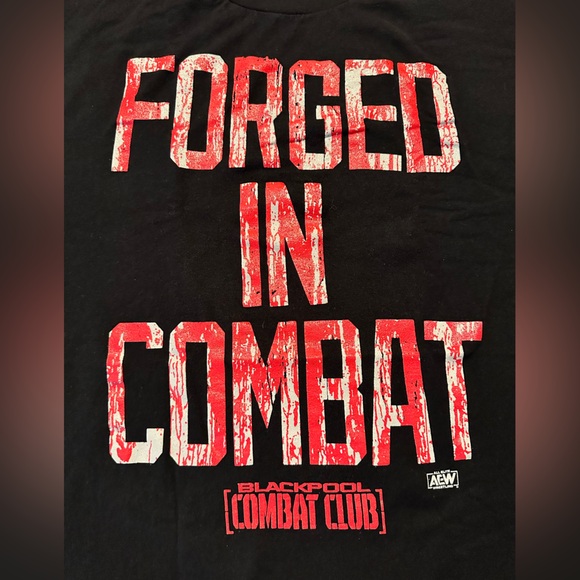 AEW All Elite Wrestling “FORGED IN COMBAT” Men’s Shirt - Picture 5 of 10